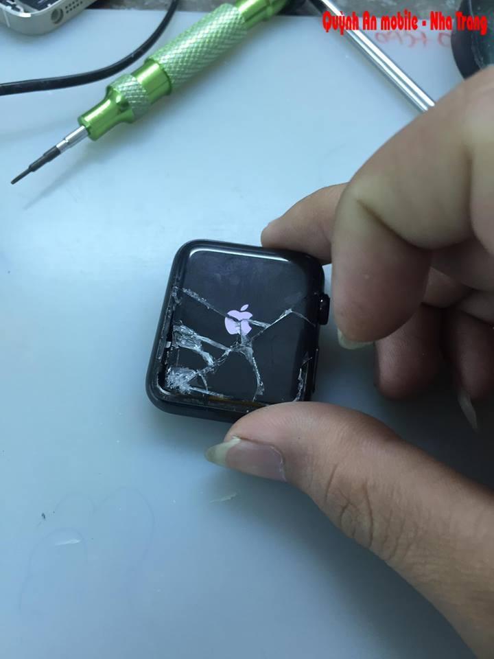 Apple watch repair glass in Nha Trang