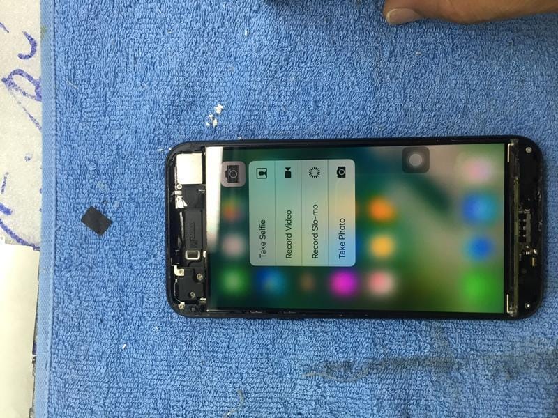 Thay màn hình cảm ứng iPhone 7, 7 Plus giá tốt tại Nha Trang 7