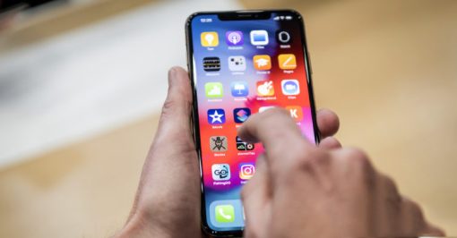 Thay màn hình, Ép kính cảm ứng, thay mặt kính giá rẻ iPhone X, Xs, Xs Max, 11, iphone 11 12 13 promax giá rẻ tại Nha Trang 4