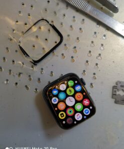 Thay mặt kính/màn hình Apple Watch series 1, 2, 3, 4 giá tốt tại Nha Trang