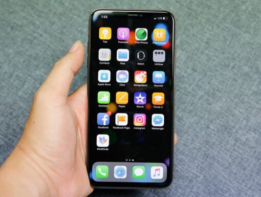 Sửa iphone xs max mất đèn màn hình,không hiển thị tại Nha Trang 1