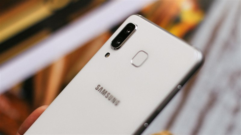 Thay màn hình, Ép kính cảm ứng, thay pin, sửa chữa Điện thoại Samsung Galaxy A8 Star giá tốt tại Nha Trang 11